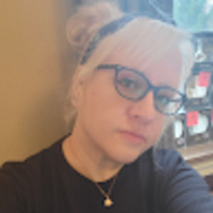 Meet your Posher, Paula